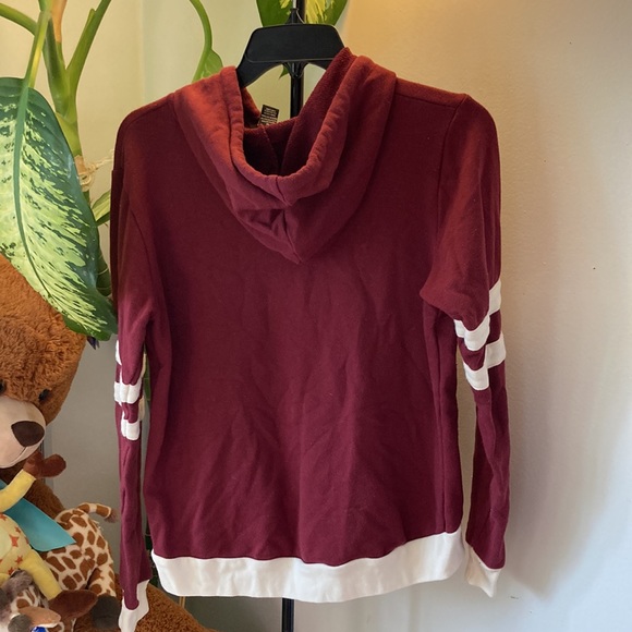 Rue 21 rock Star Love 1976 maroon hooded sweatshirt M - Picture 3 of 3